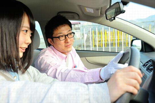 六日町自動車学校/教習風景01